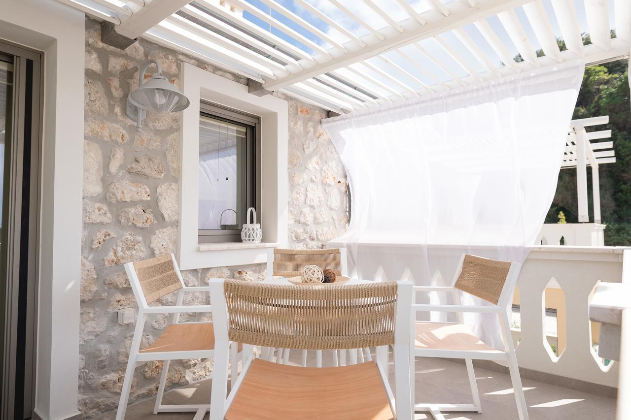 Anemolia Parga Suites Sarakiniko  Экстерьер фото